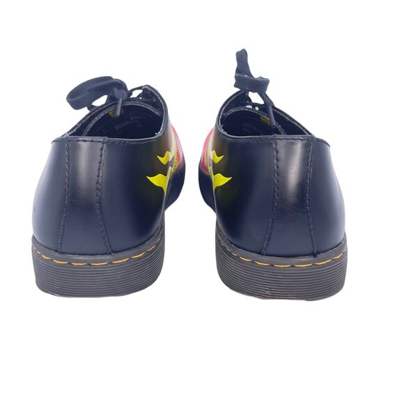 Dr. Martens Men’s Shoes W/ Fire Flames Size 8M - Picture 4 of 7